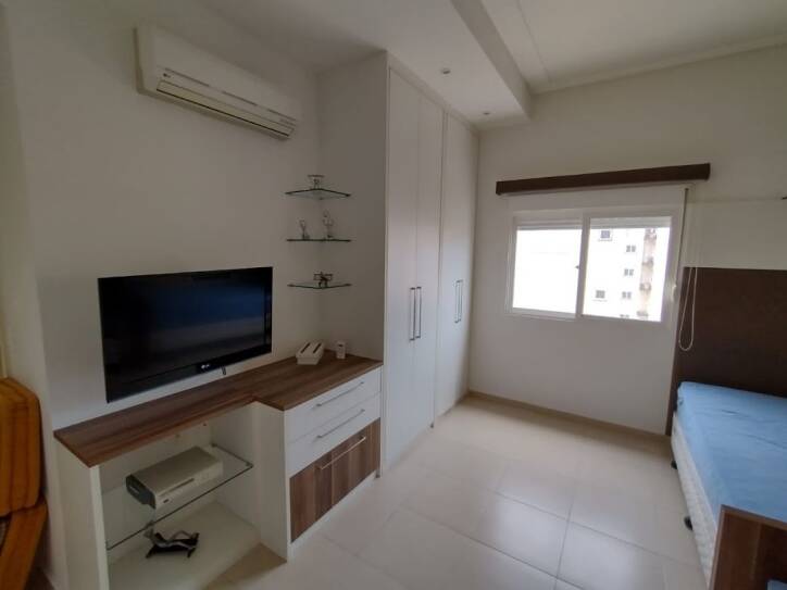 Apartamento à venda com 3 quartos, 173m² - Foto 11