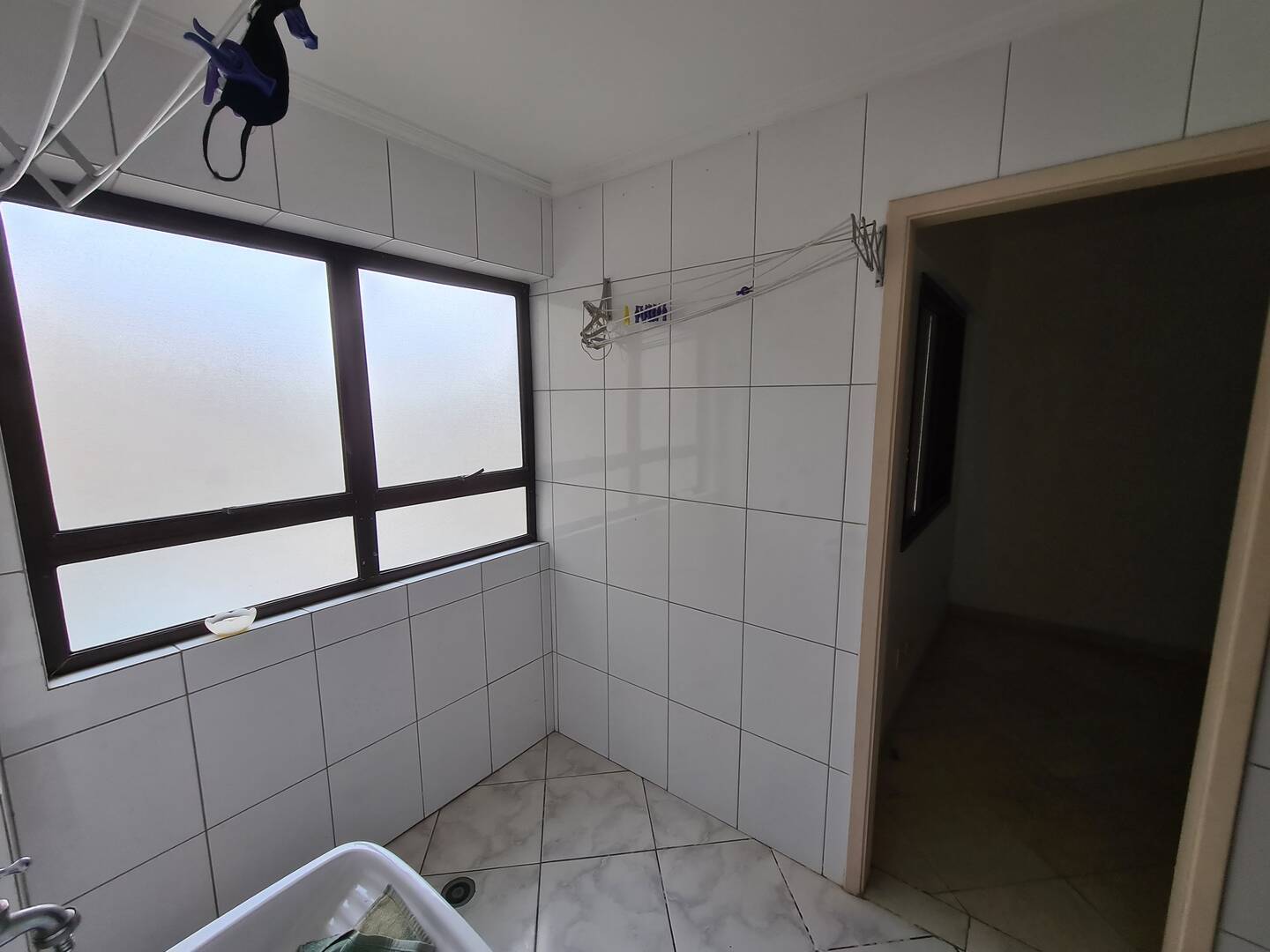 Apartamento à venda com 3 quartos, 145m² - Foto 4