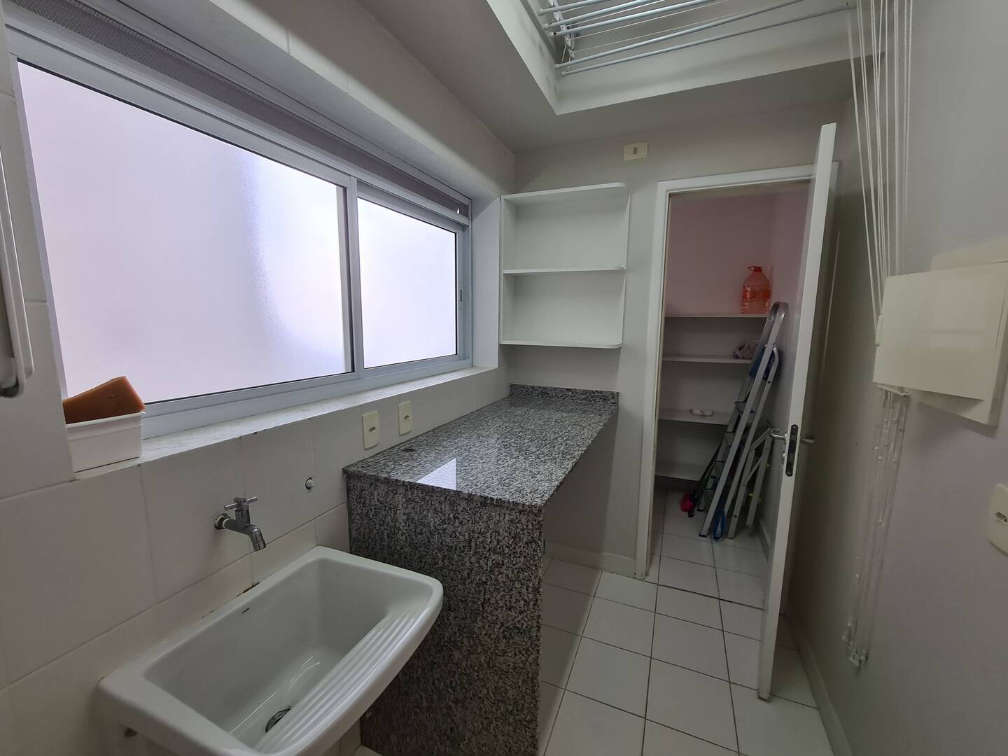 Apartamento à venda com 3 quartos, 135m² - Foto 24