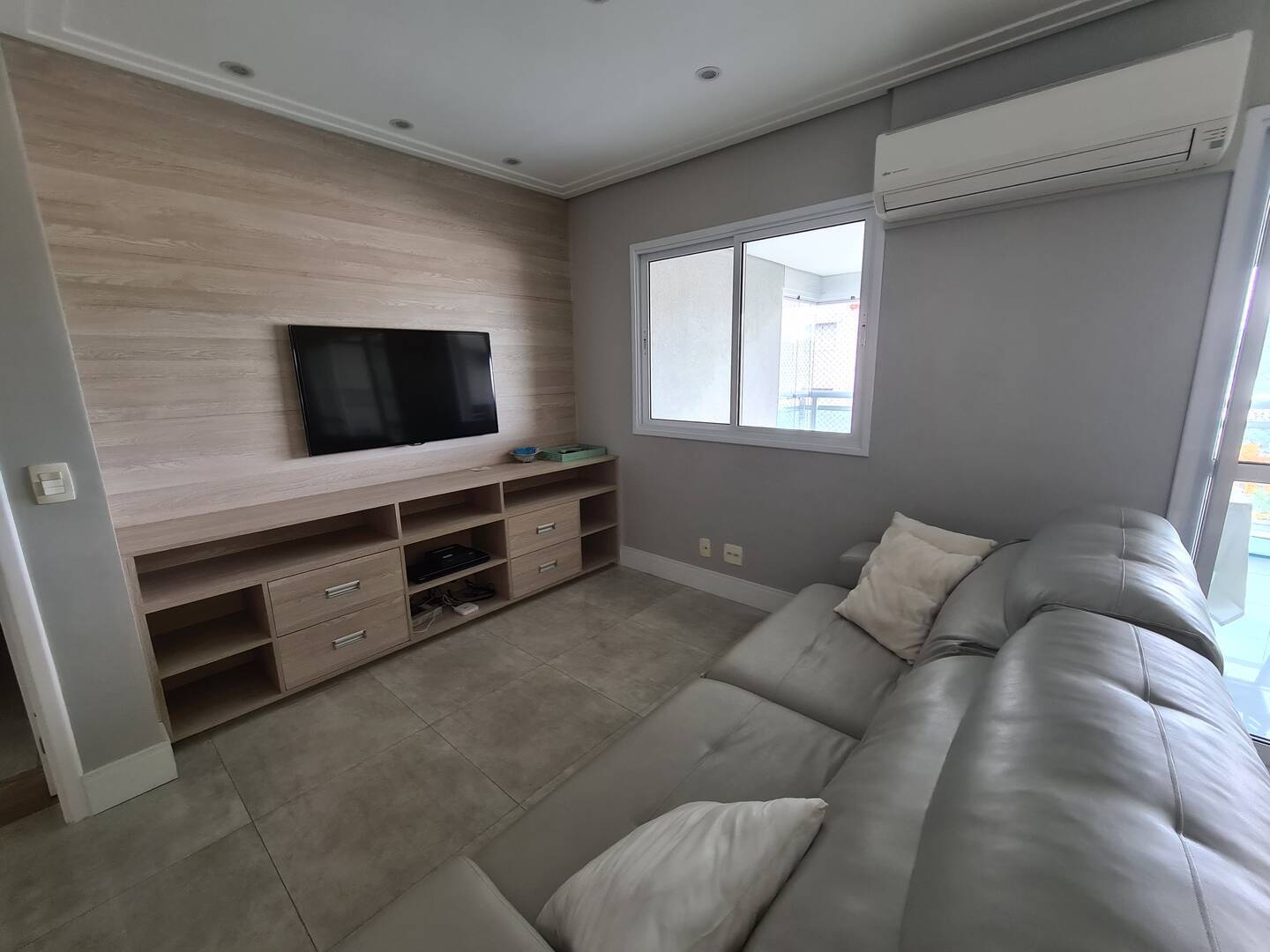 Apartamento à venda com 3 quartos, 135m² - Foto 8