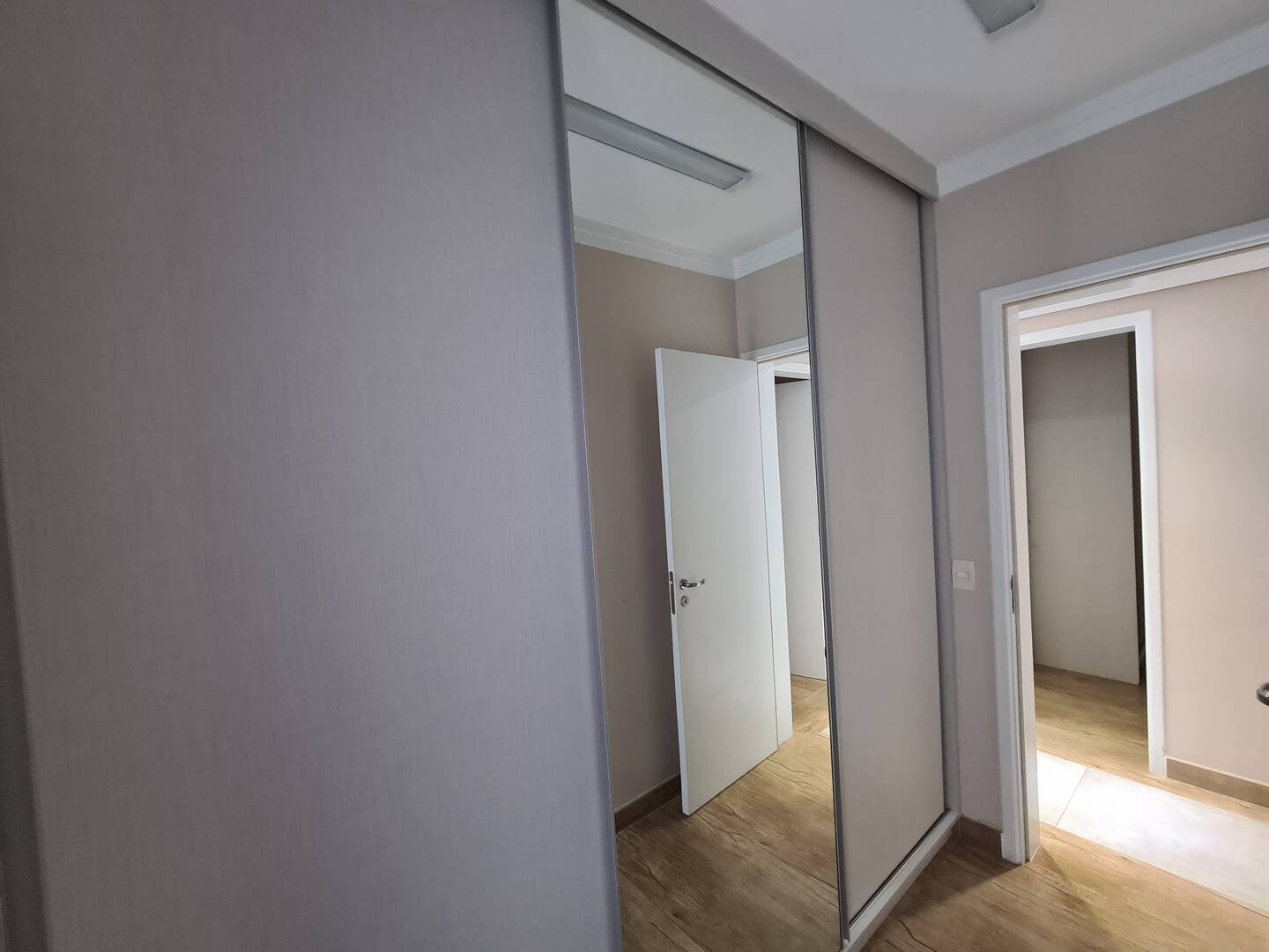 Apartamento à venda com 3 quartos, 135m² - Foto 23