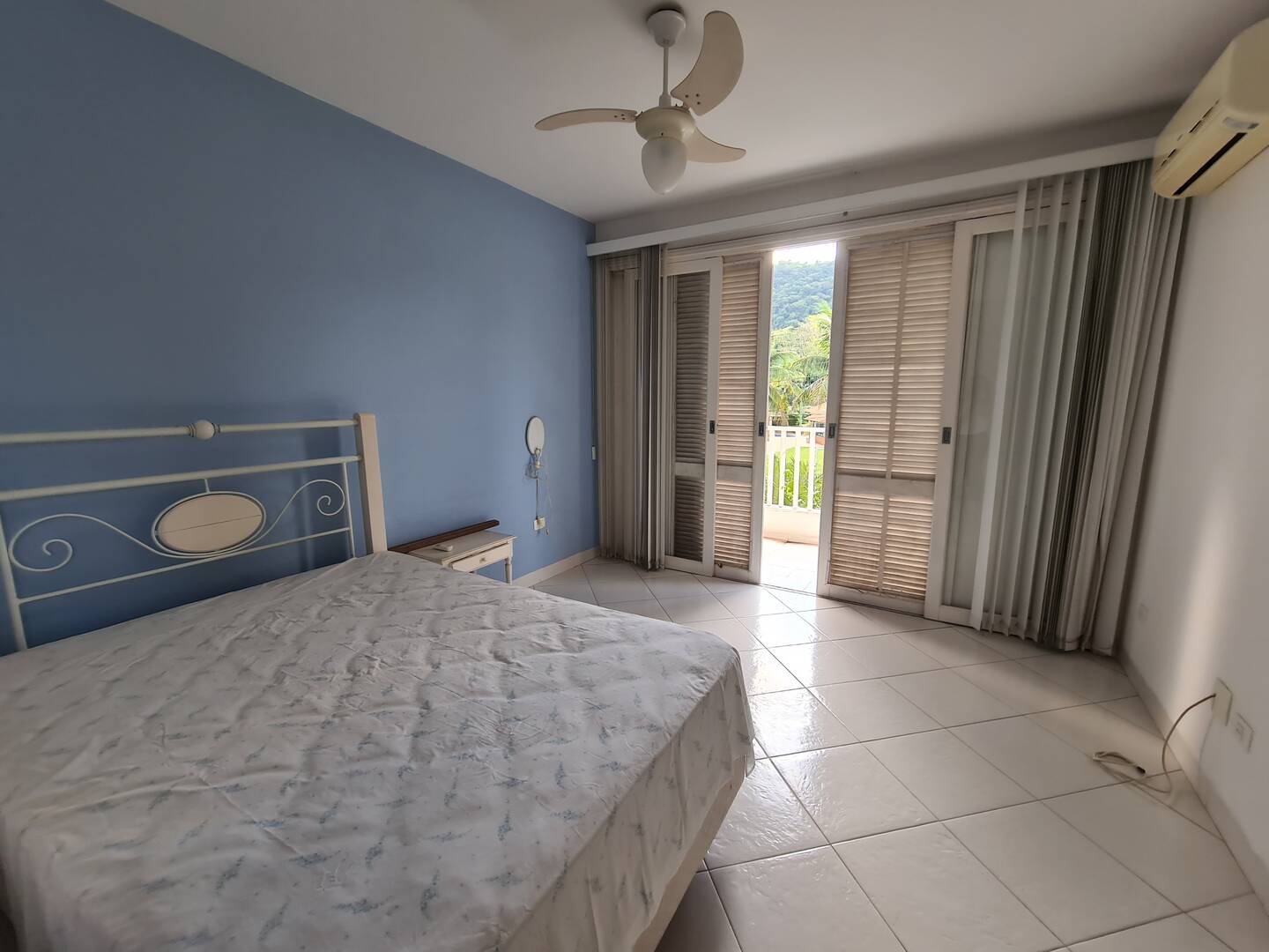 Casa à venda com 5 quartos, 320m² - Foto 12