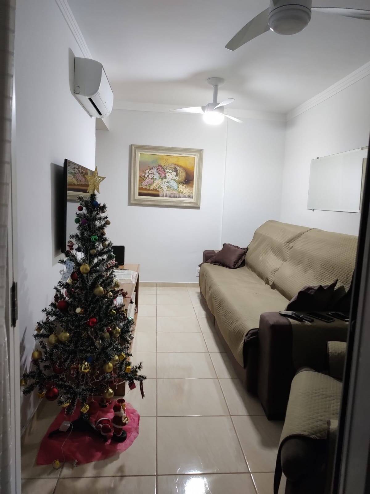 Apartamento à venda com 2 quartos, 67m² - Foto 4