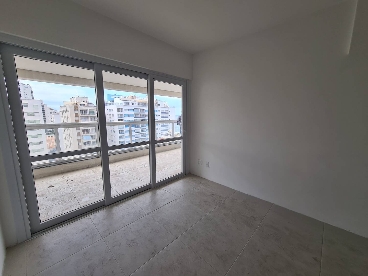 Apartamento à venda com 3 quartos, 148m² - Foto 8