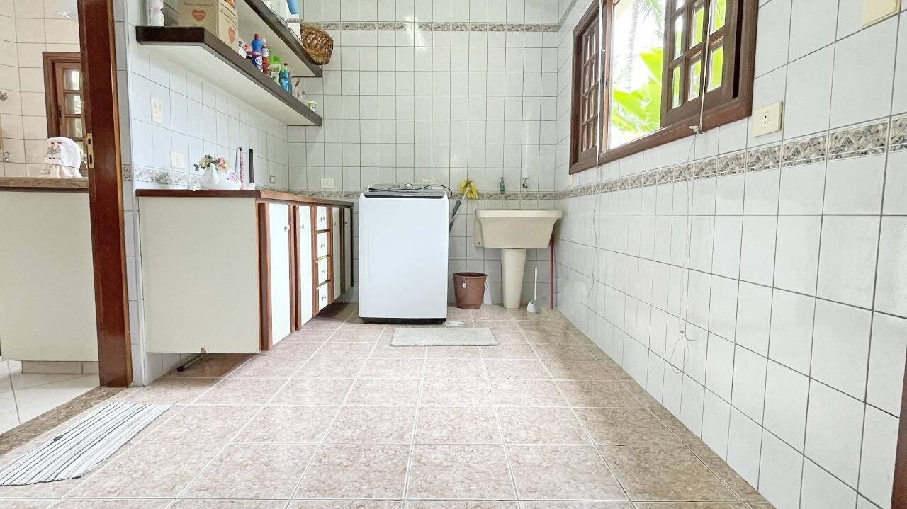 Apartamento à venda com 5 quartos, 315m² - Foto 26