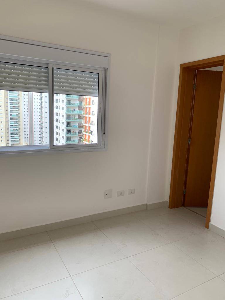 Apartamento à venda com 3 quartos, 144m² - Foto 5