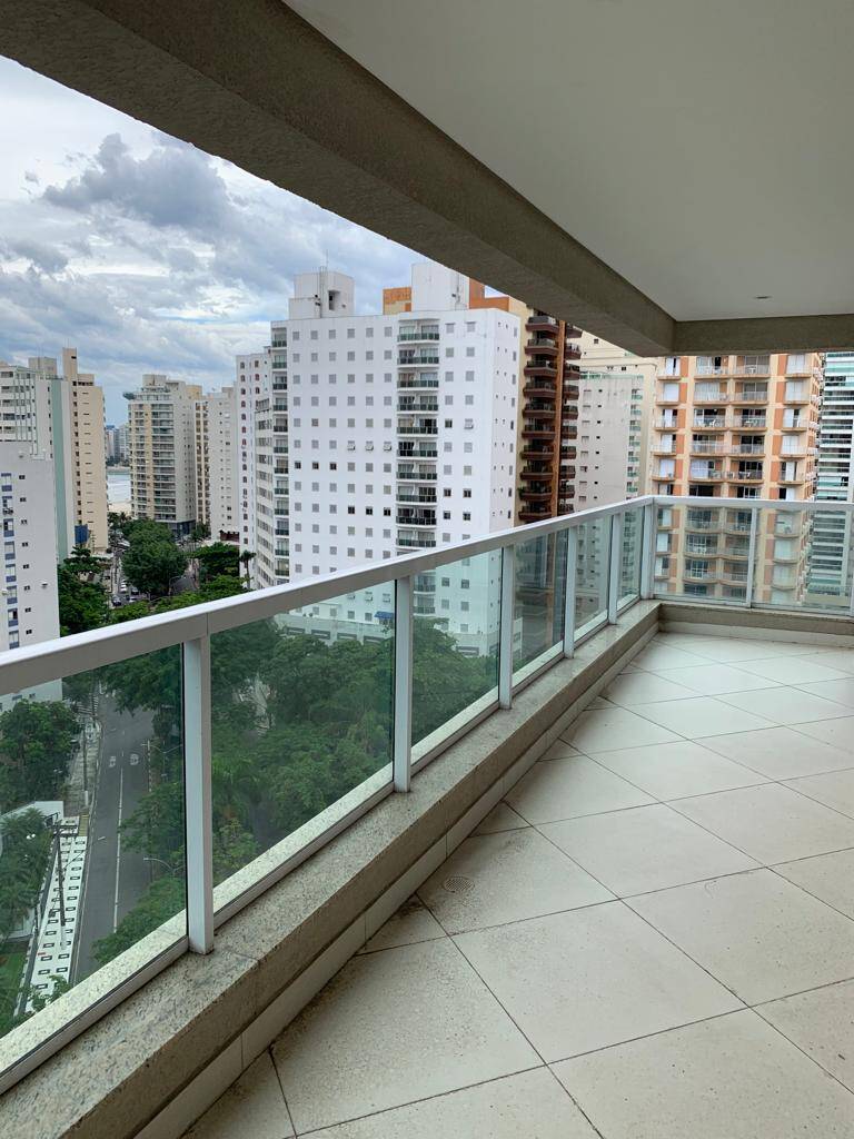 Apartamento à venda com 3 quartos, 144m² - Foto 11