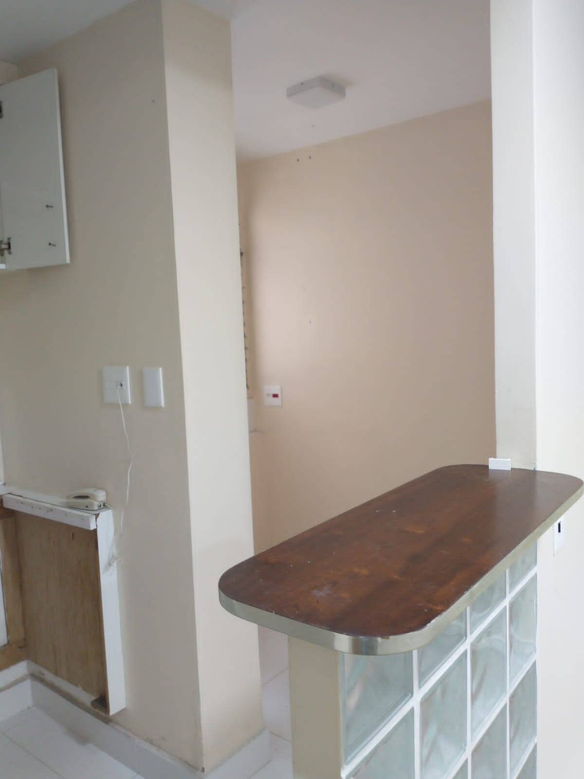 Apartamento à venda com 1 quarto, 40m² - Foto 2