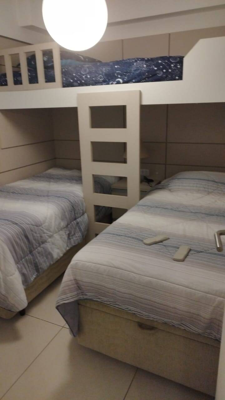 Apartamento para alugar com 3 quartos, 115m² - Foto 11