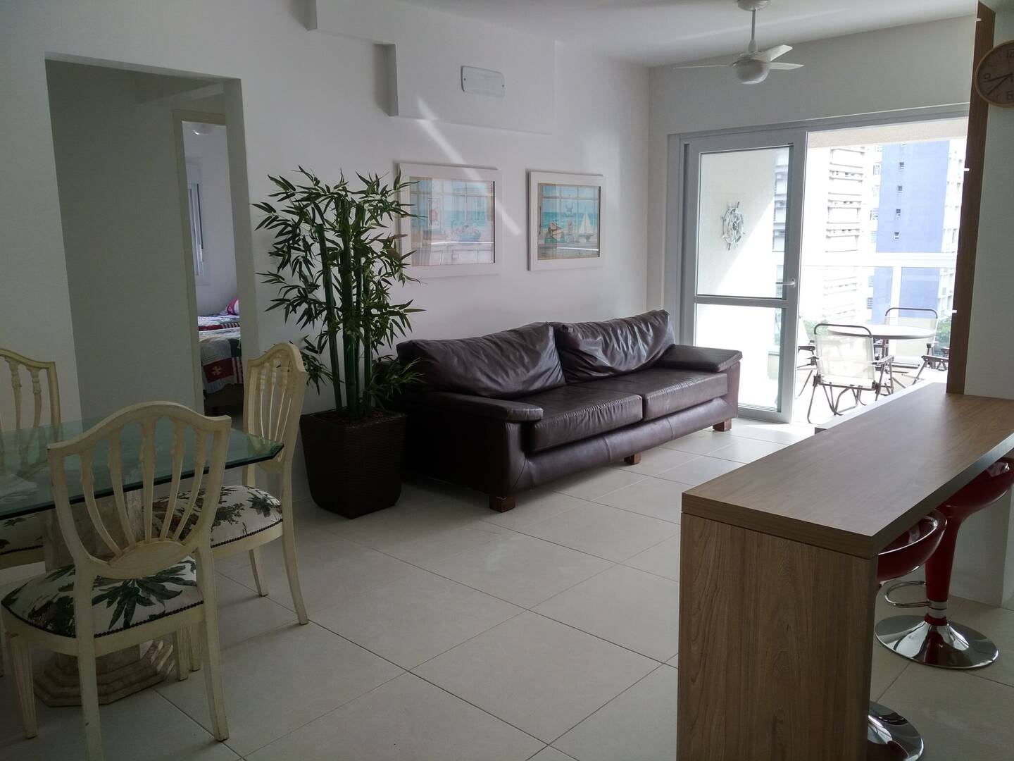 Apartamento à venda com 3 quartos, 120m² - Foto 1