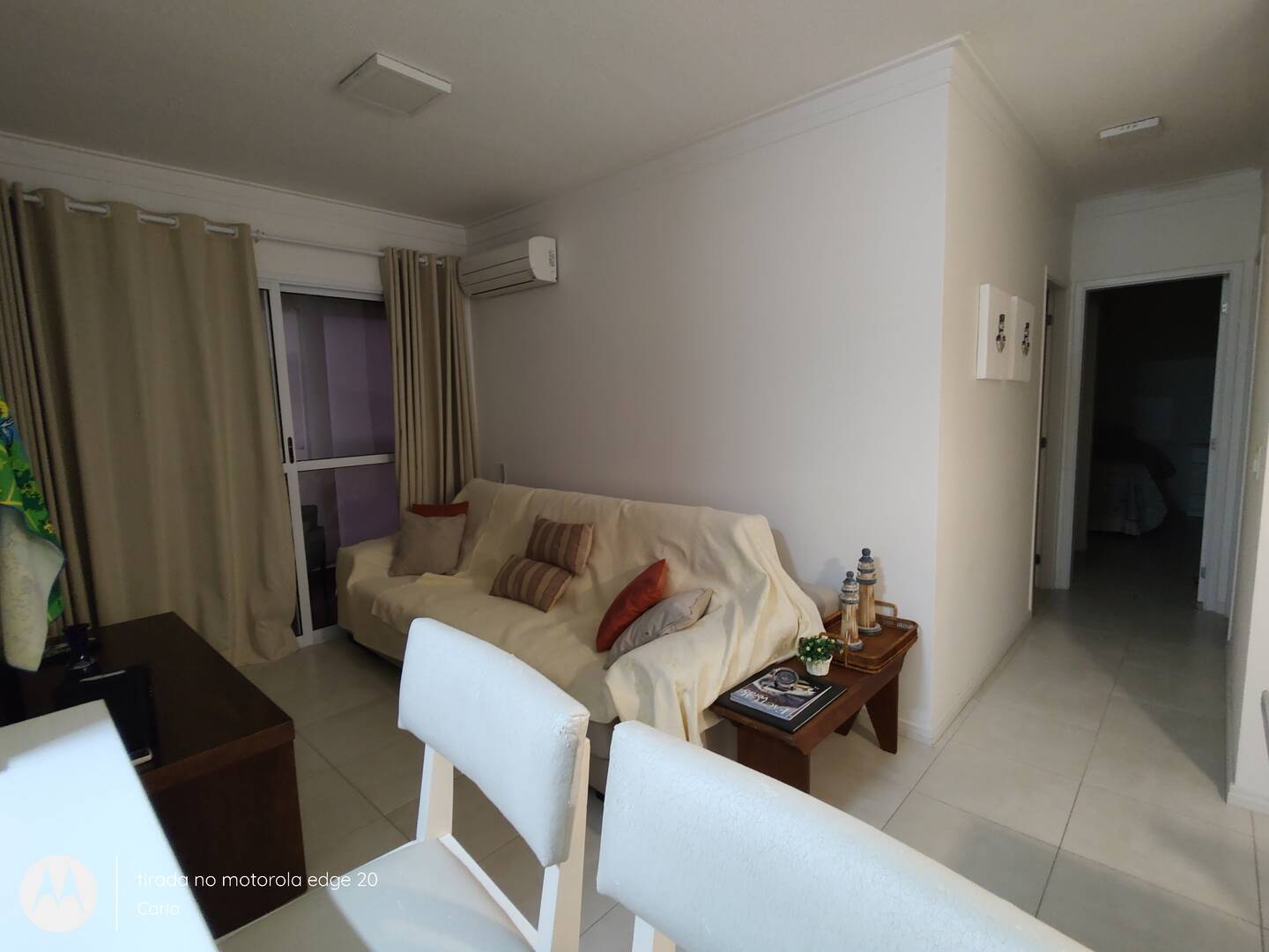 Apartamento à venda com 2 quartos, 70m² - Foto 1