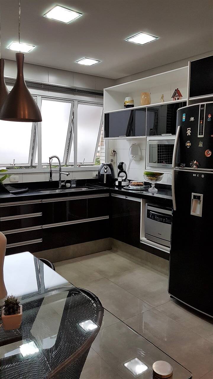 Apartamento à venda com 3 quartos, 105m² - Foto 14