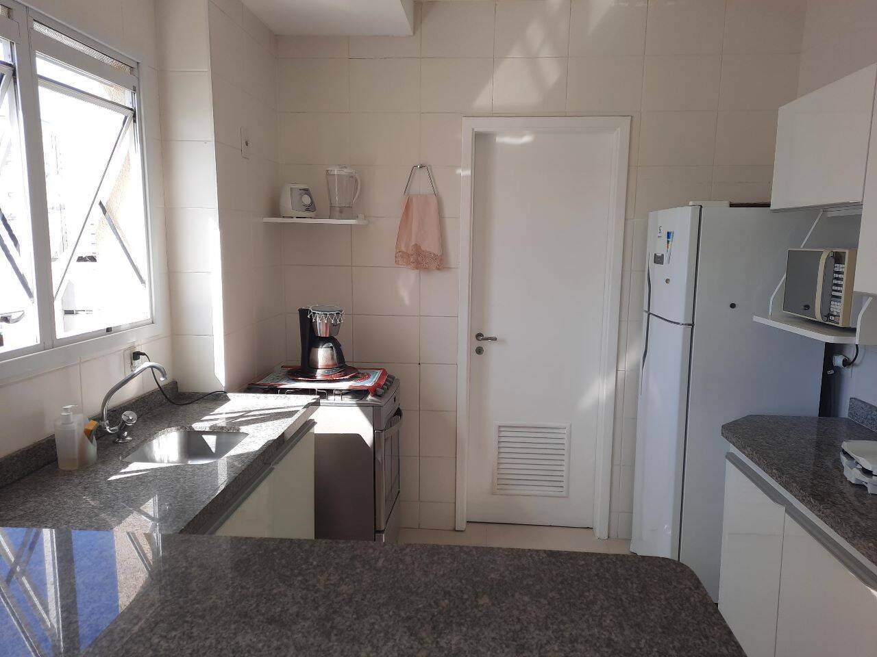 Apartamento à venda com 2 quartos, 85m² - Foto 26