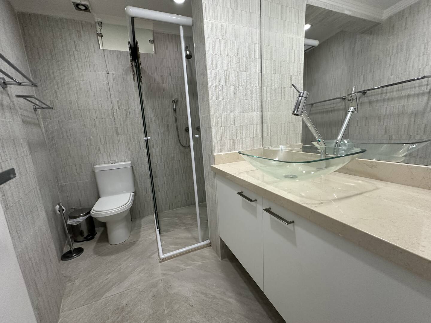 Apartamento à venda com 3 quartos, 138m² - Foto 19