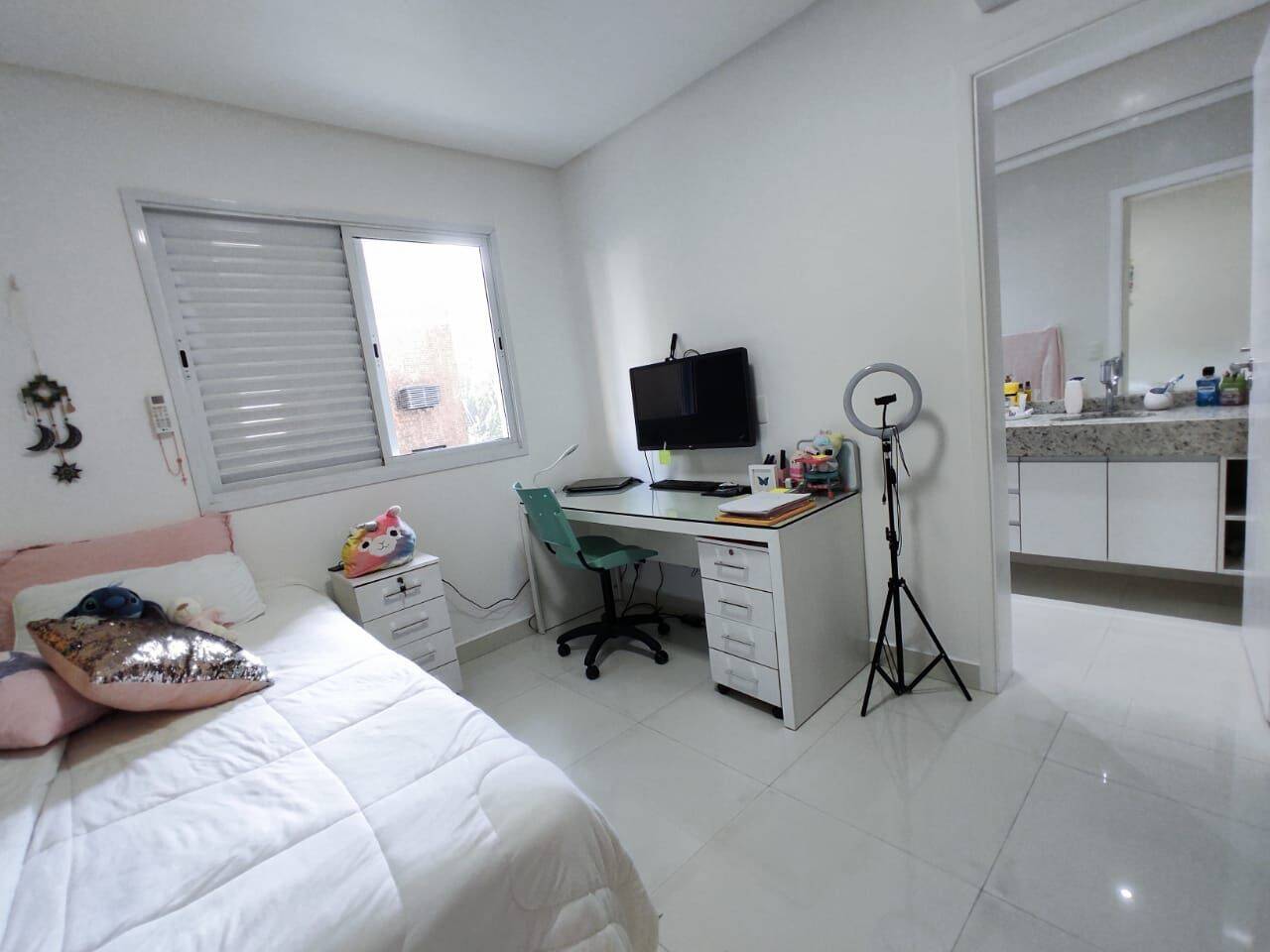 Apartamento à venda com 3 quartos, 134m² - Foto 20