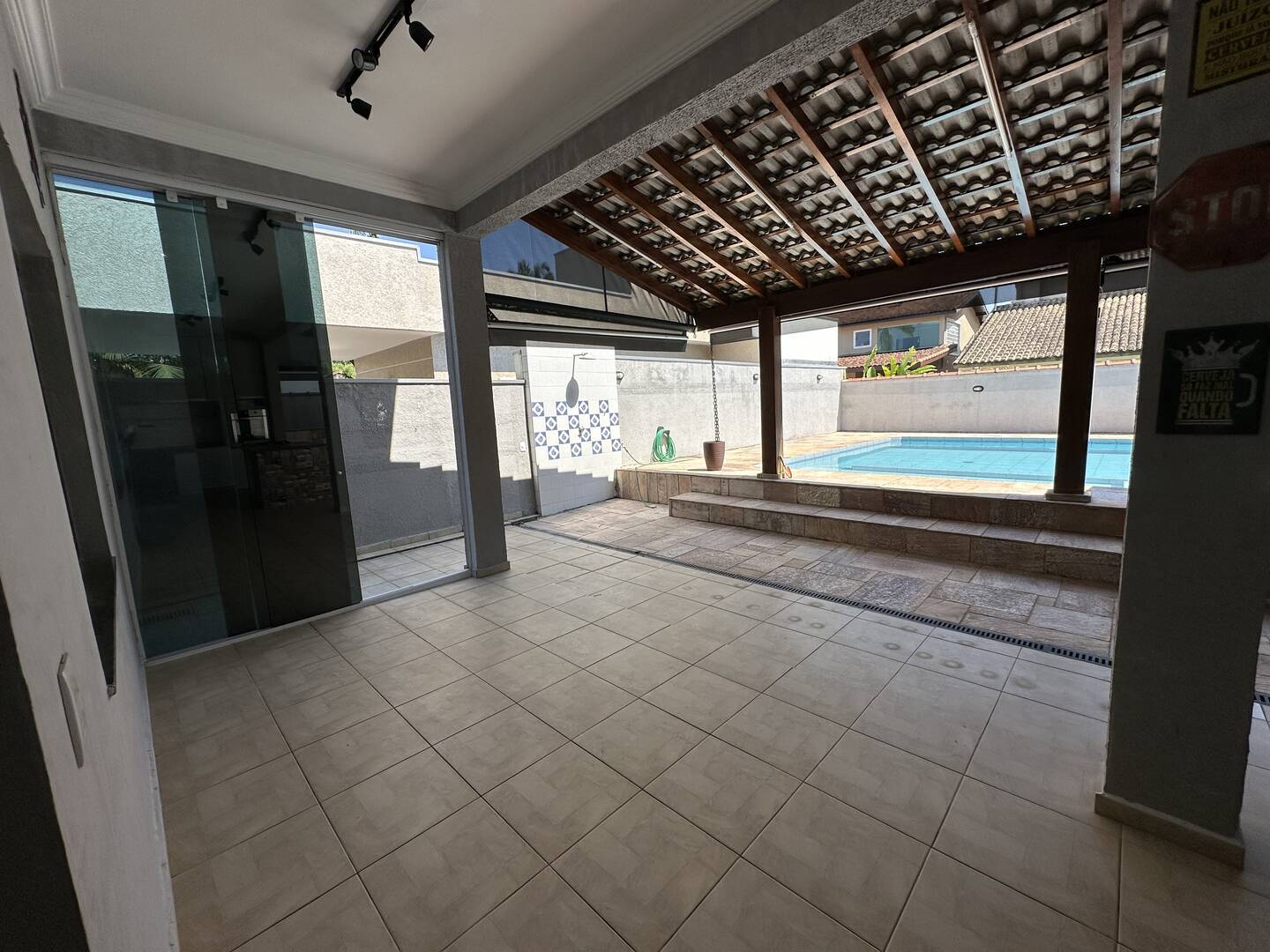 Casa à venda com 3 quartos, 260m² - Foto 14