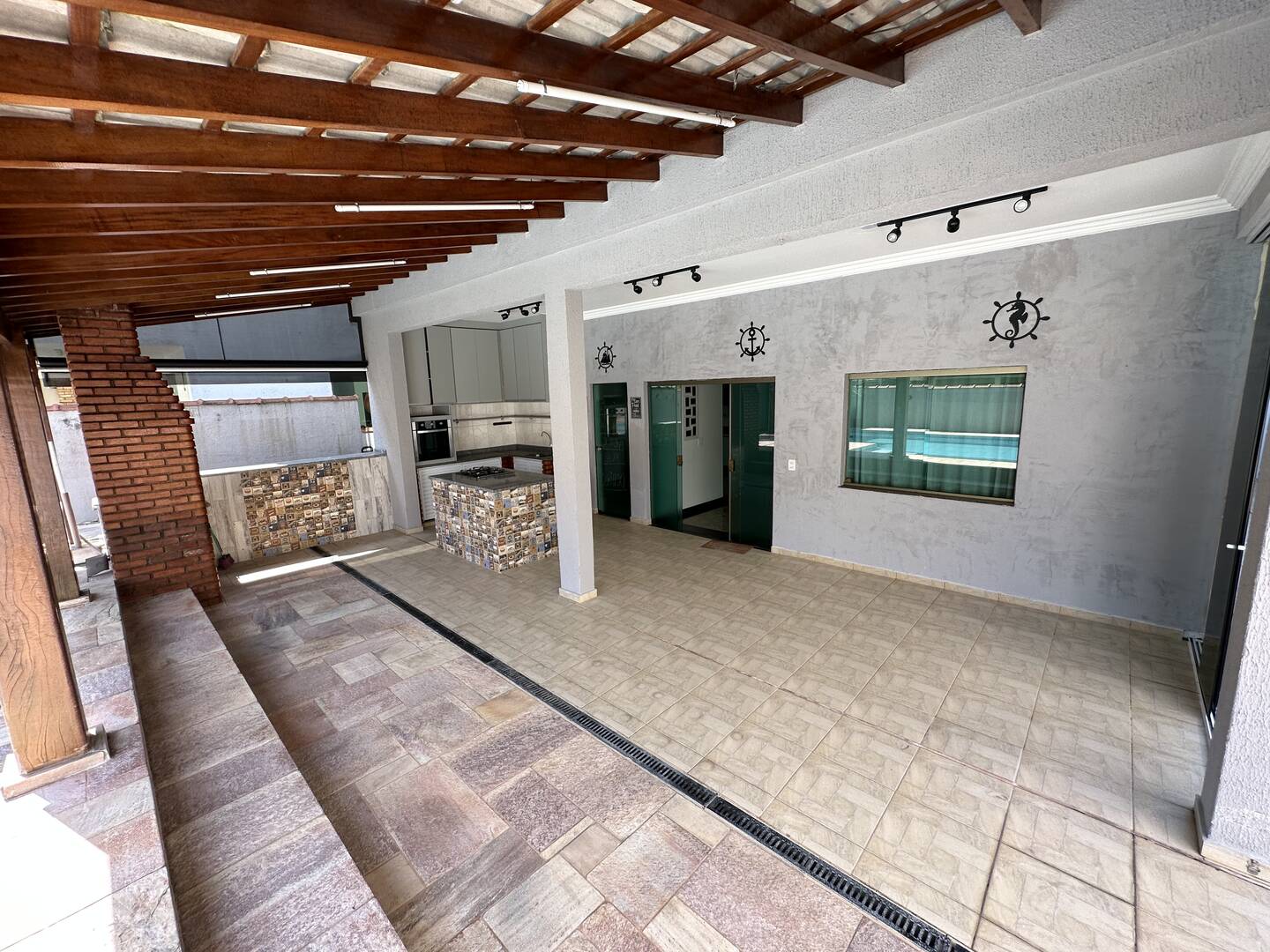 Casa à venda com 3 quartos, 260m² - Foto 25