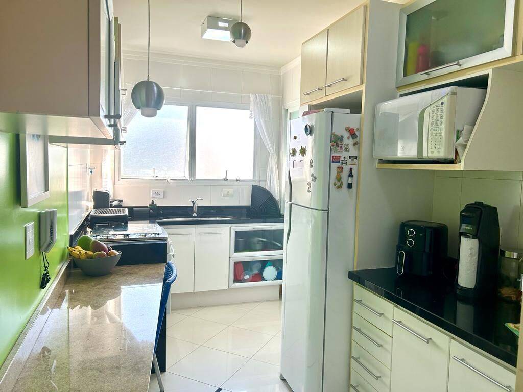 Apartamento à venda com 2 quartos, 85m² - Foto 18