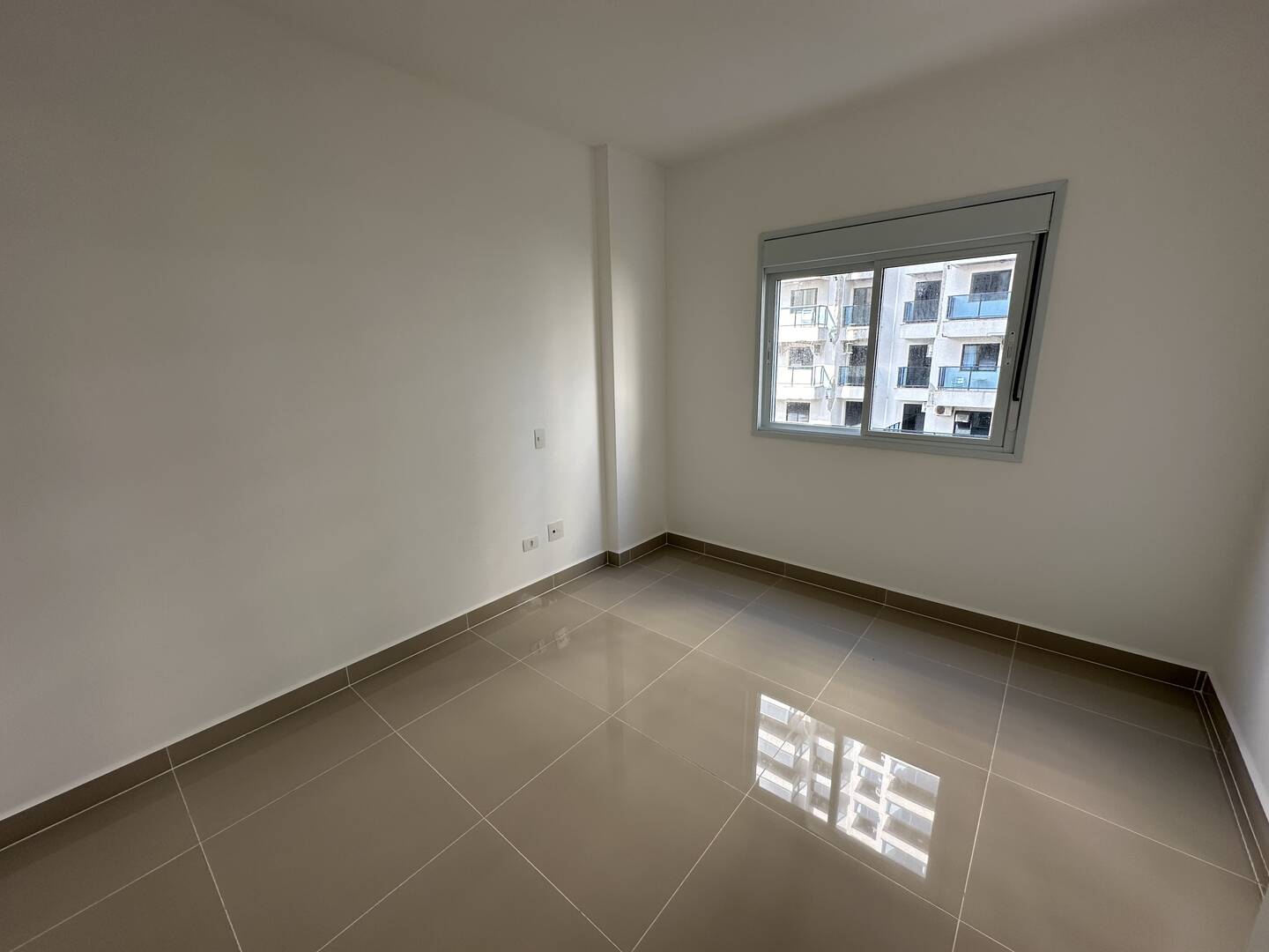 Apartamento à venda com 3 quartos, 86m² - Foto 11