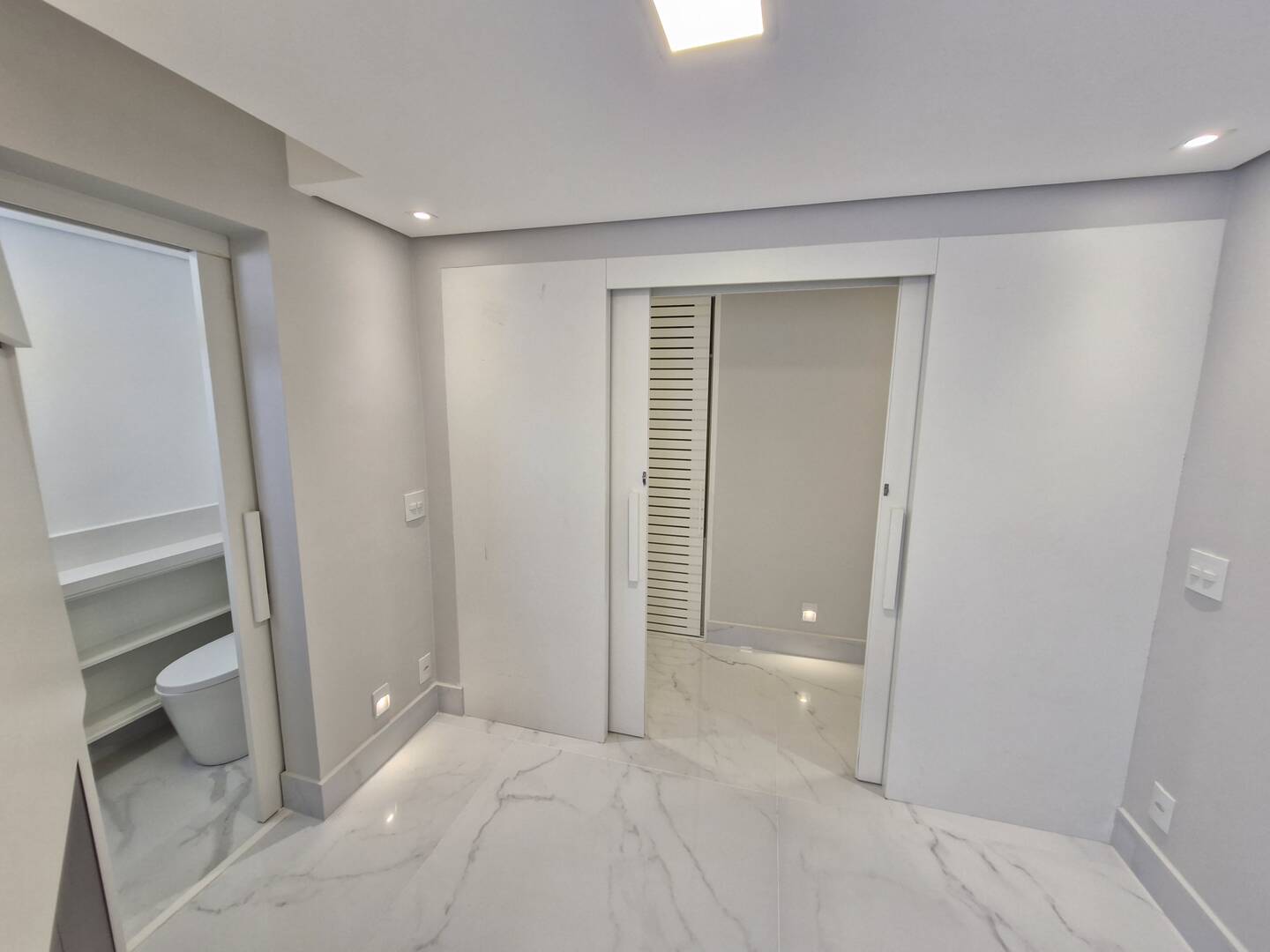 Apartamento à venda com 5 quartos, 230m² - Foto 36