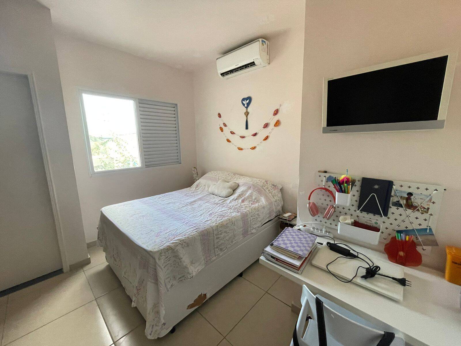 Casa à venda com 3 quartos, 88m² - Foto 17