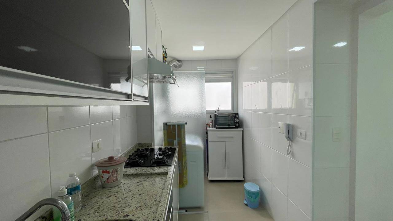 Apartamento à venda com 2 quartos, 120m² - Foto 4