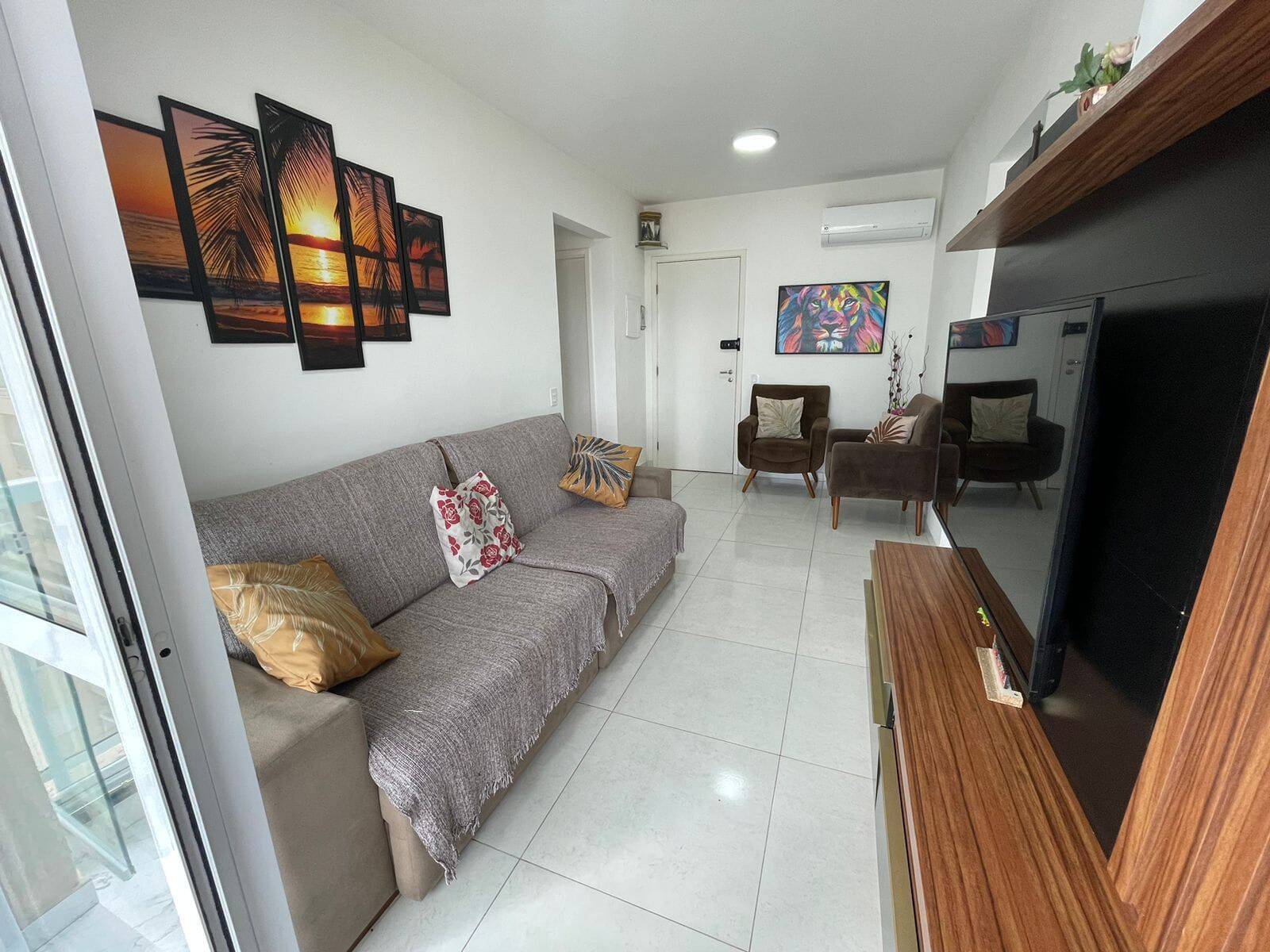 Apartamento à venda com 2 quartos, 67m² - Foto 4