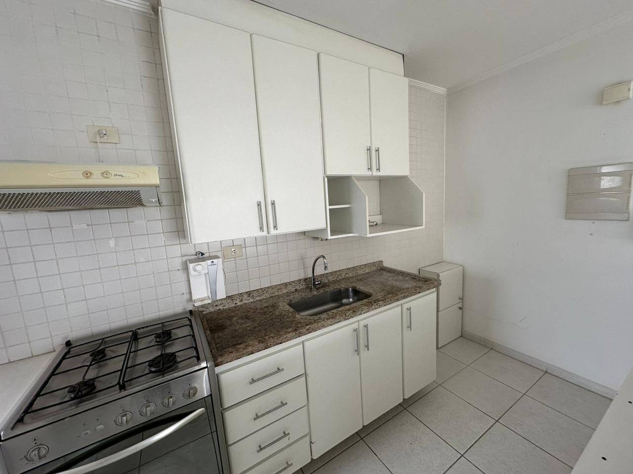 Apartamento à venda e aluguel com 2 quartos, 72m² - Foto 16