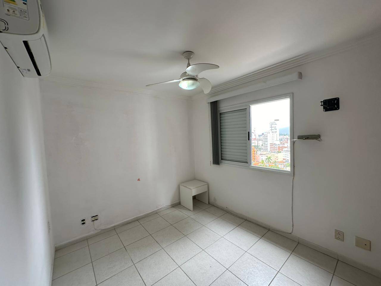 Apartamento à venda e aluguel com 2 quartos, 72m² - Foto 20