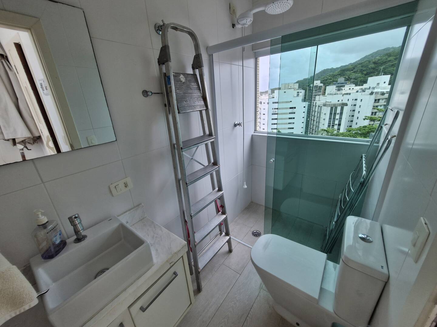 Apartamento à venda e aluguel com 3 quartos, 250m² - Foto 21