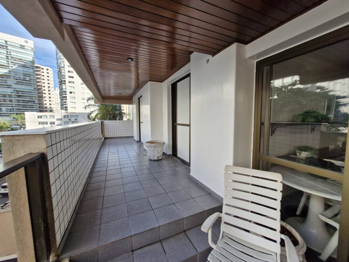 Apartamento à venda com 4 quartos, 156m² - Foto 20