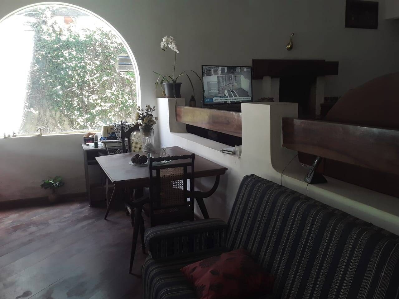 Casa à venda com 3 quartos, 350m² - Foto 12