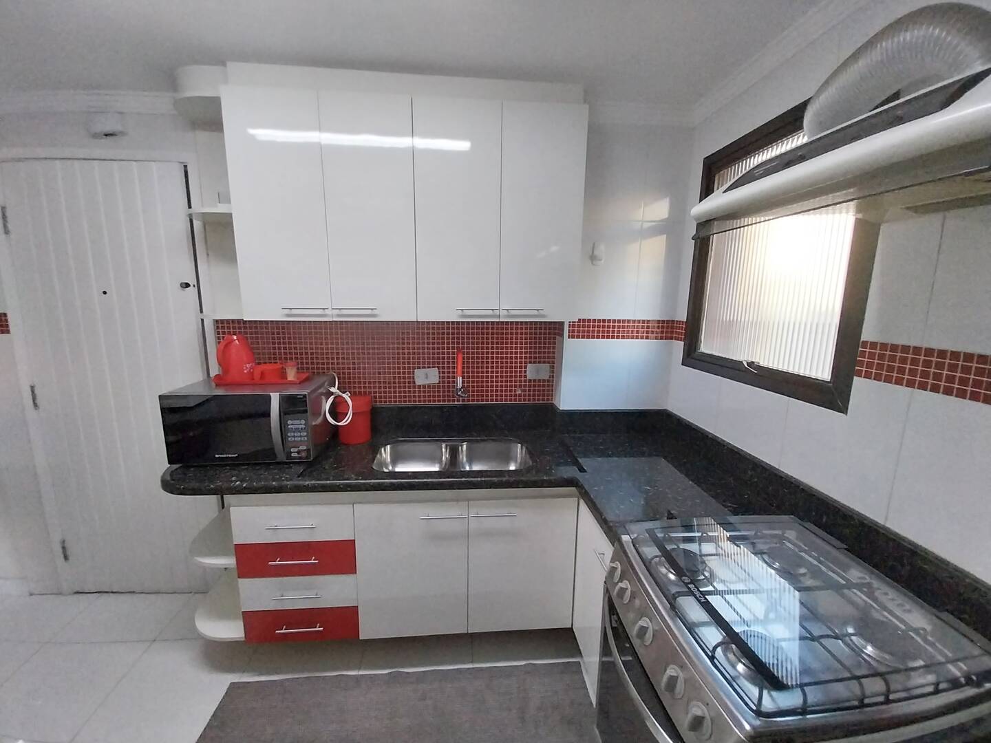 Apartamento à venda com 3 quartos, 100m² - Foto 17