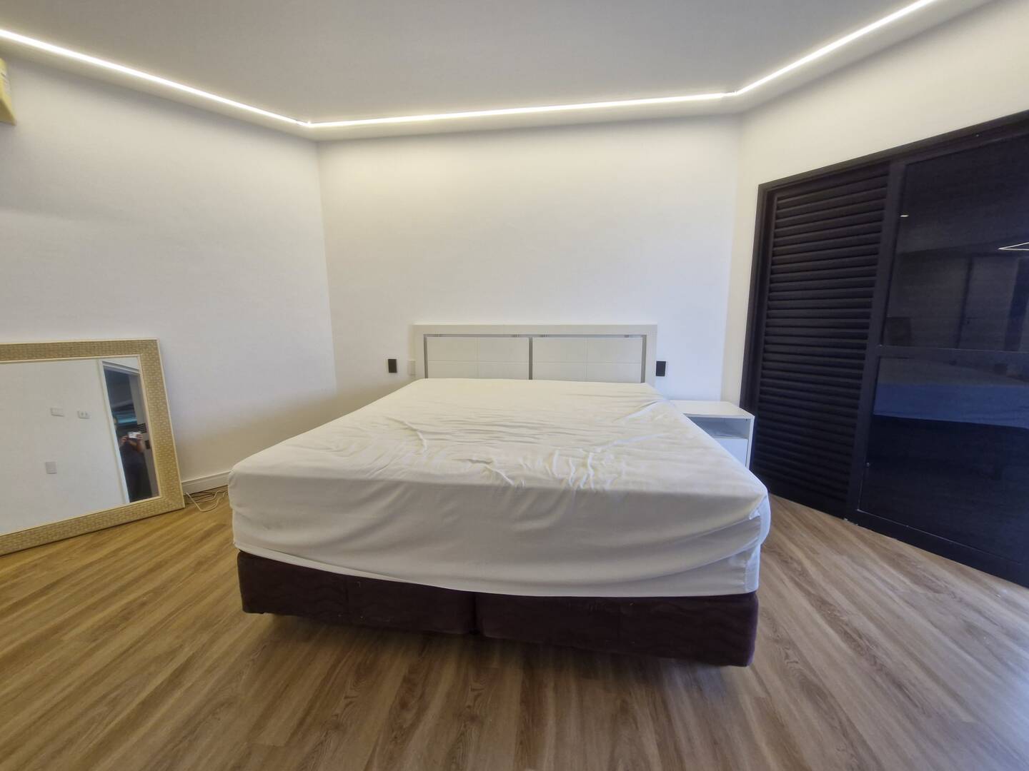 Apartamento para alugar com 4 quartos, 260m² - Foto 54