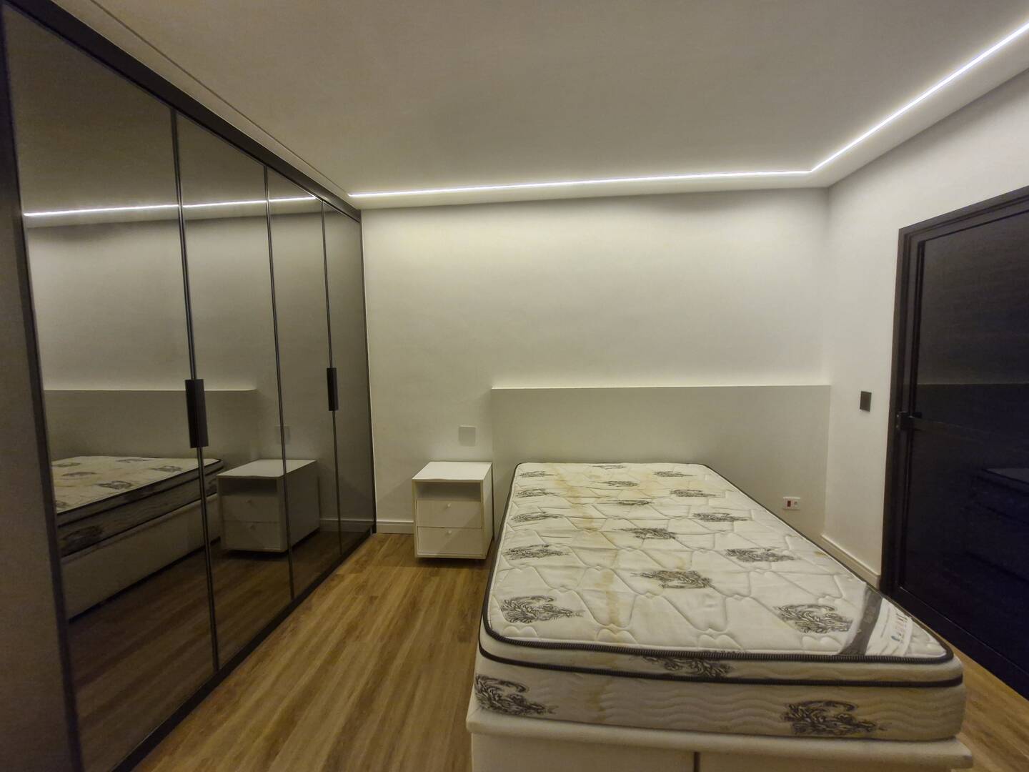 Apartamento para alugar com 4 quartos, 260m² - Foto 69