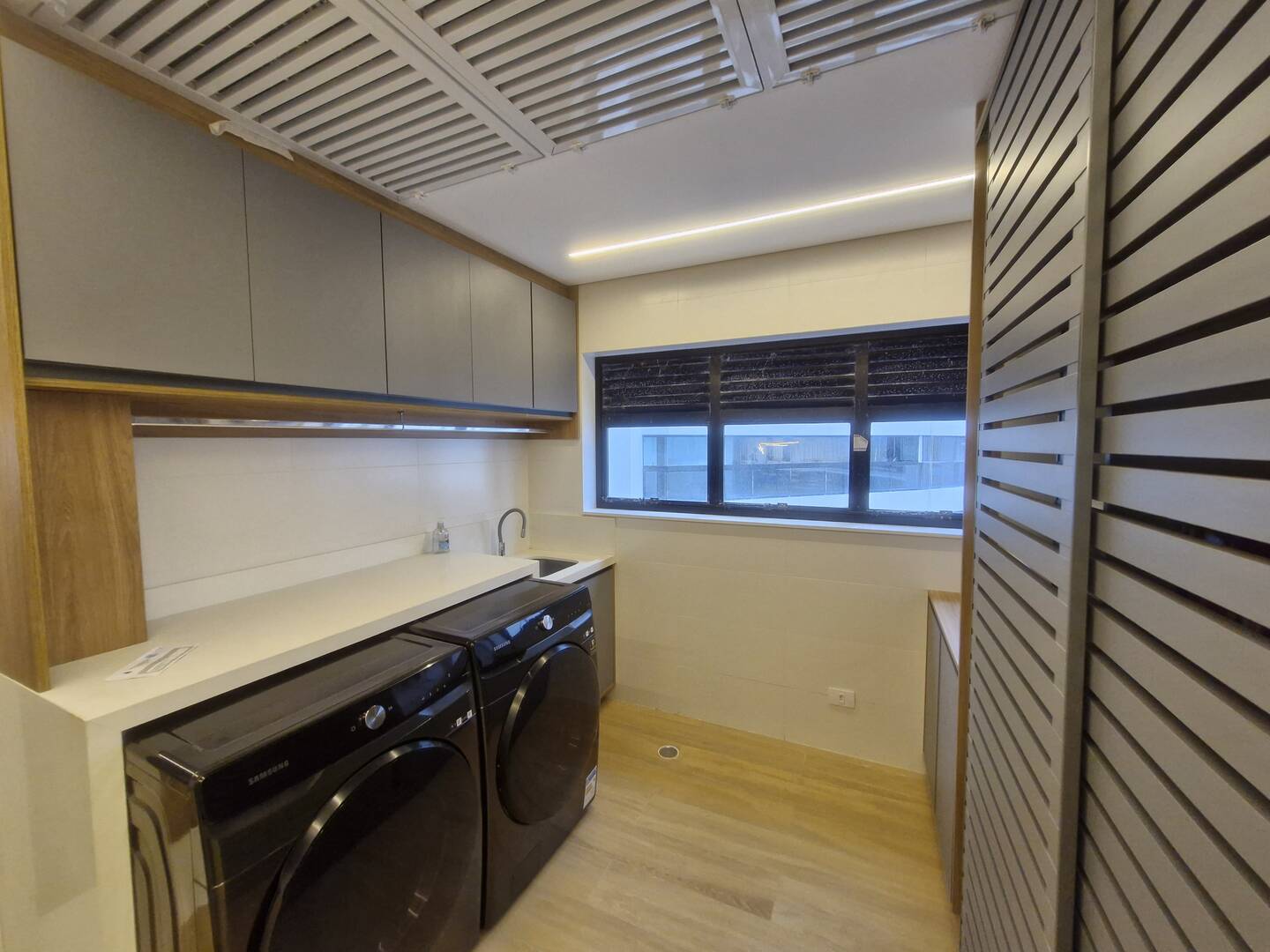 Apartamento para alugar com 4 quartos, 260m² - Foto 79