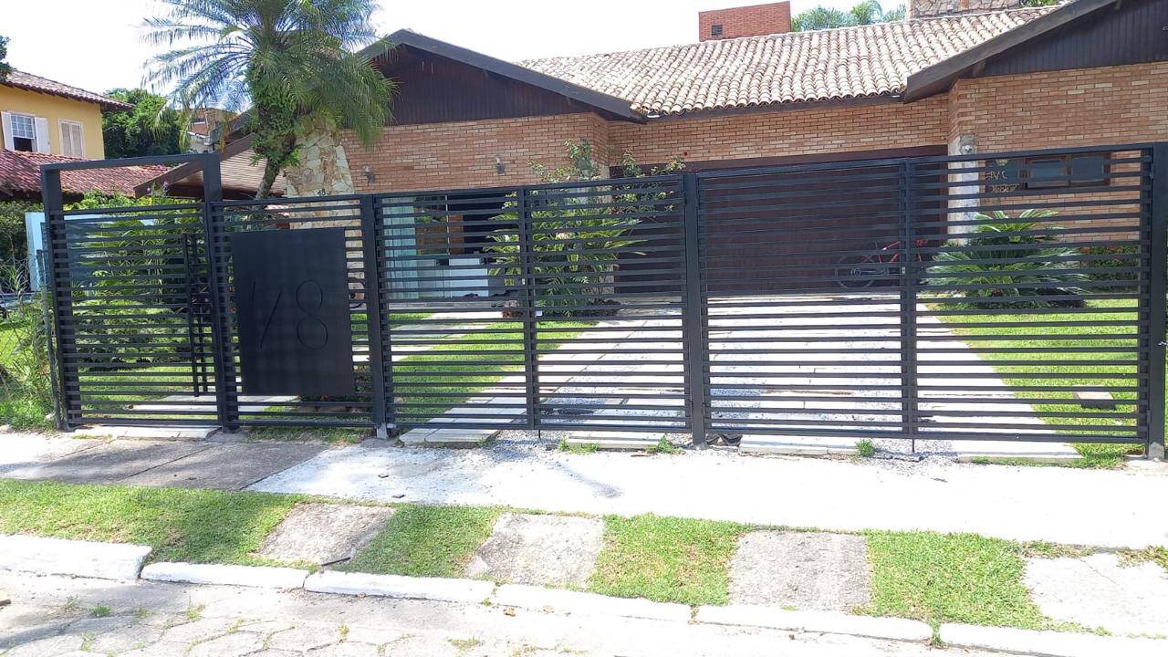 Casa à venda e aluguel com 5 quartos, 300m² - Foto 76