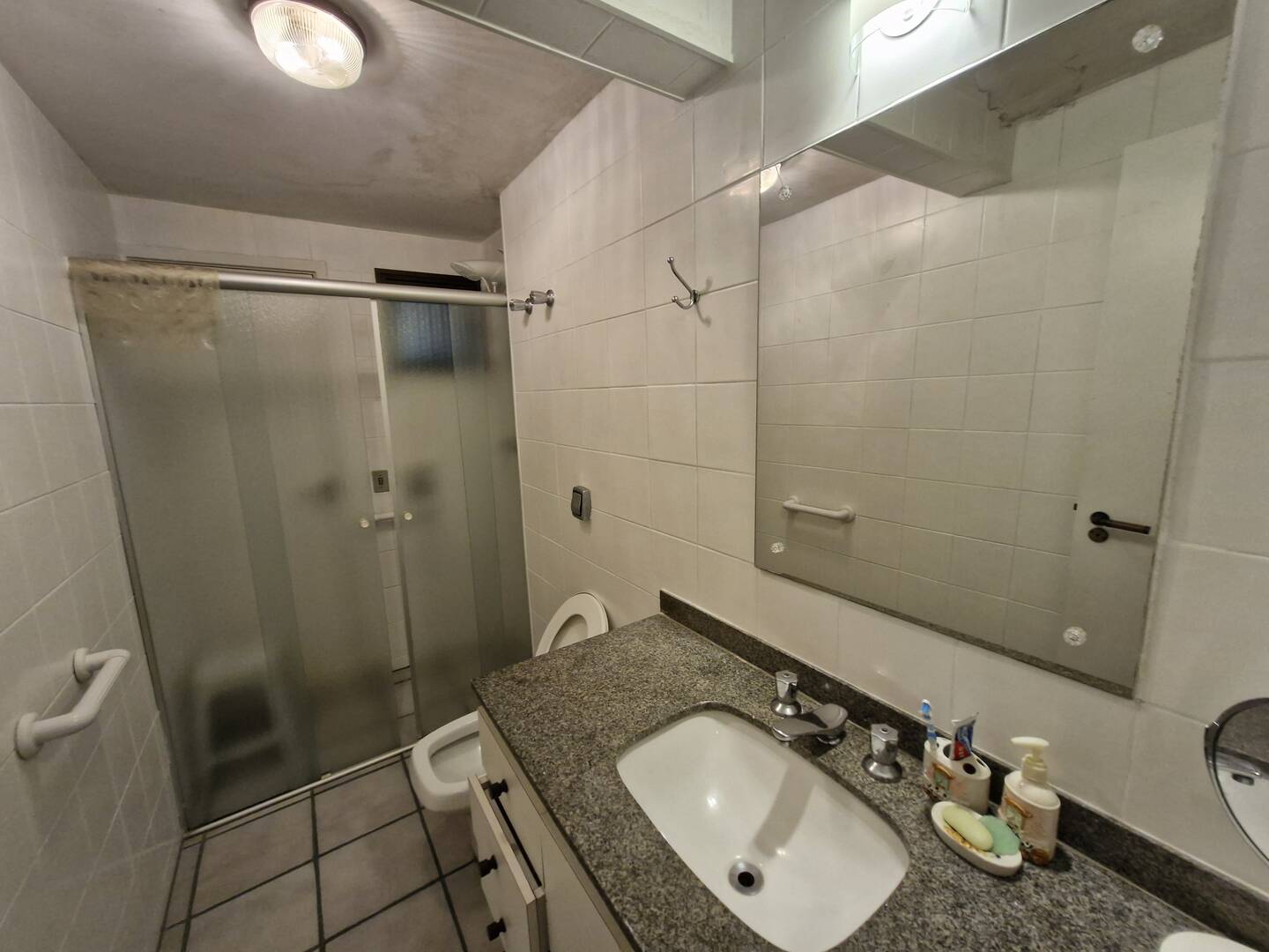 Apartamento à venda com 3 quartos, 185m² - Foto 15