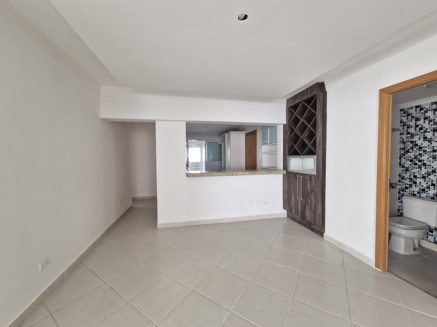 Apartamento à venda com 3 quartos, 125m² - Foto 3