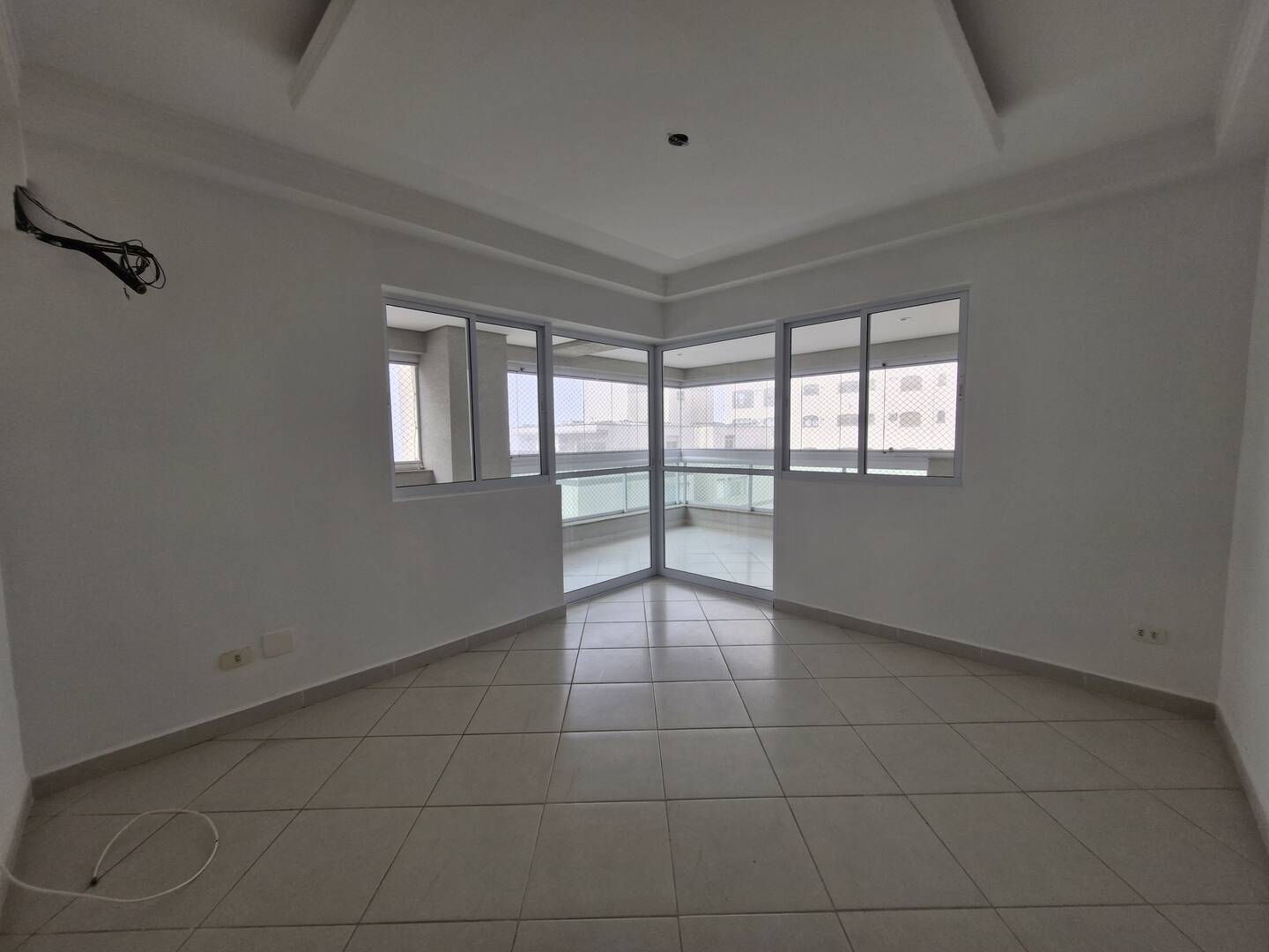 Apartamento à venda com 3 quartos, 125m² - Foto 6