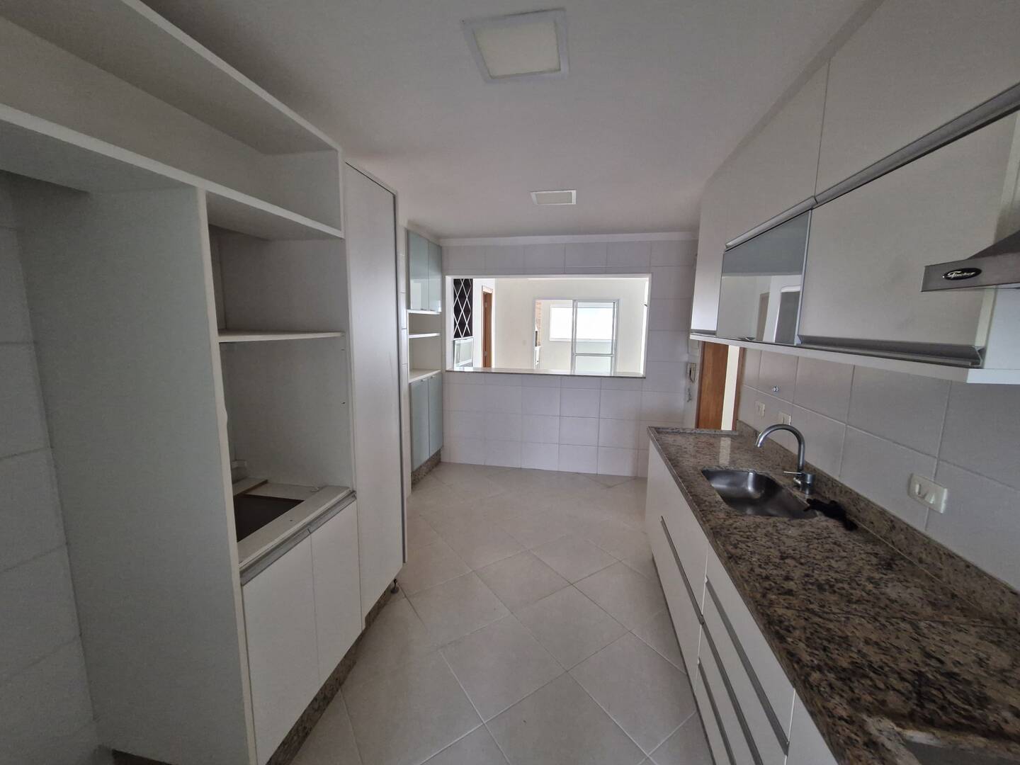 Apartamento à venda com 3 quartos, 125m² - Foto 23