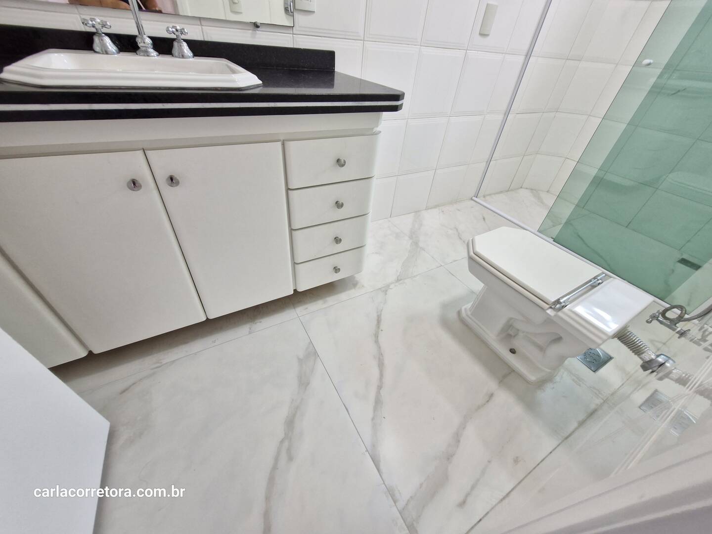 Apartamento à venda com 4 quartos, 230m² - Foto 9