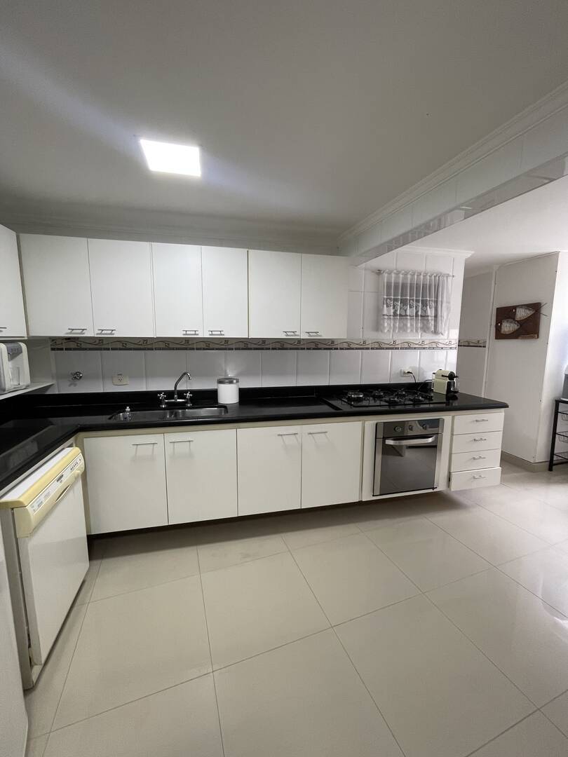 Apartamento à venda e aluguel com 4 quartos, 135m² - Foto 8