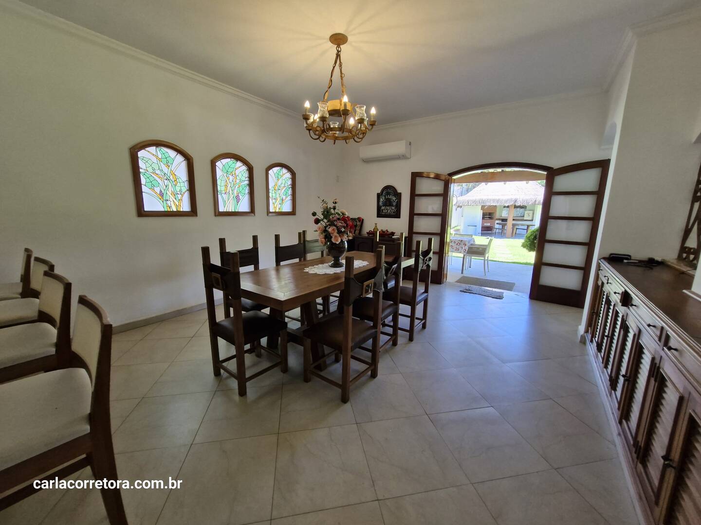 Casa à venda com 6 quartos, 800m² - Foto 2