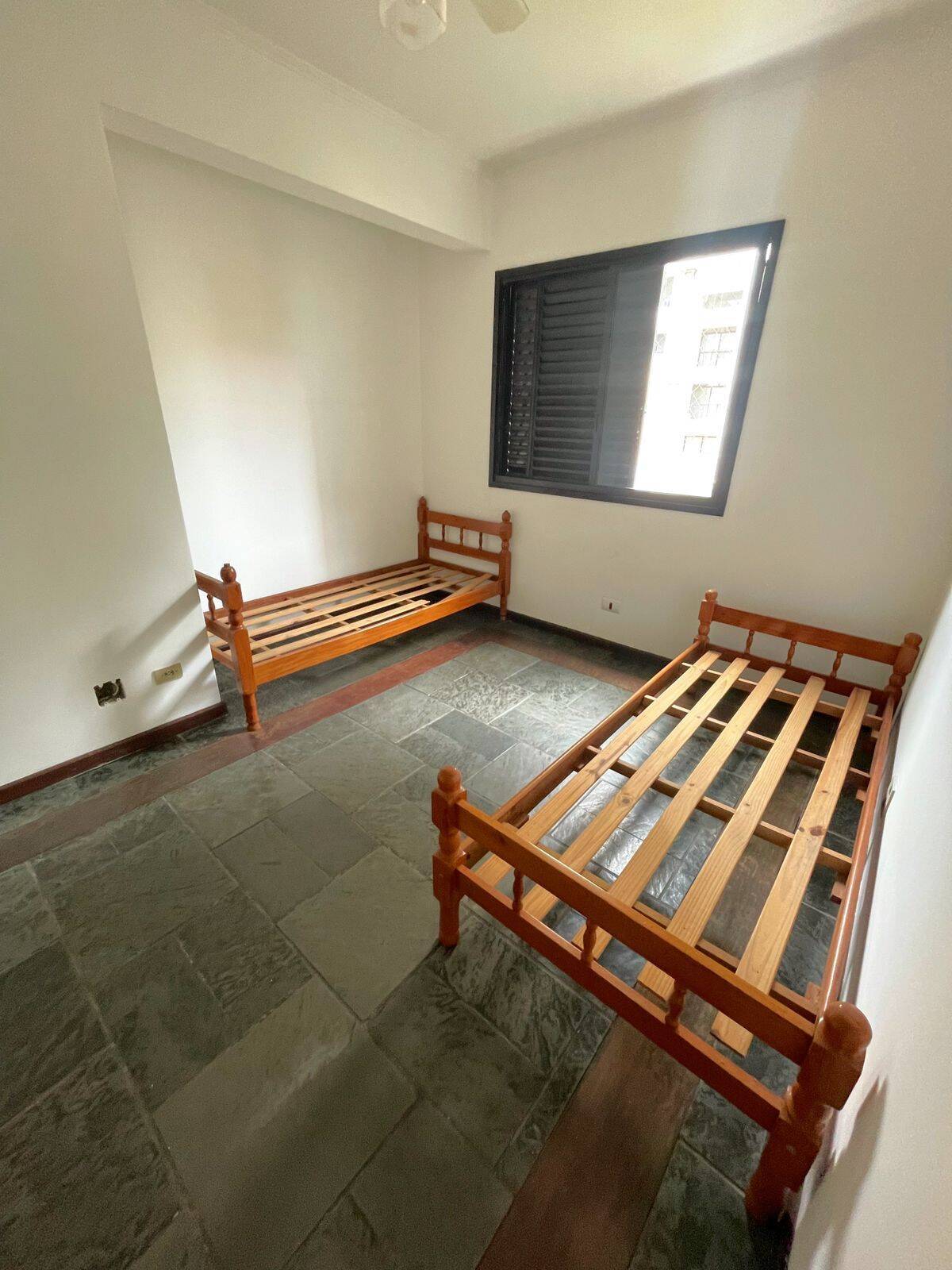 Apartamento para alugar com 2 quartos, 90m² - Foto 6