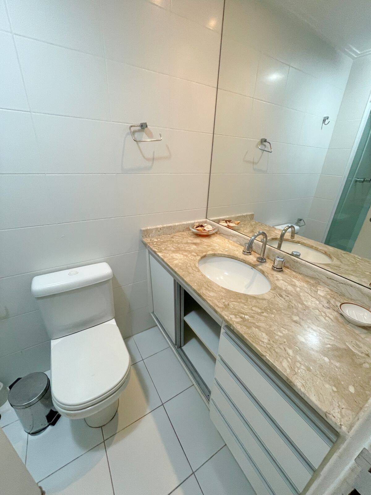 Apartamento à venda e aluguel com 2 quartos, 97m² - Foto 9