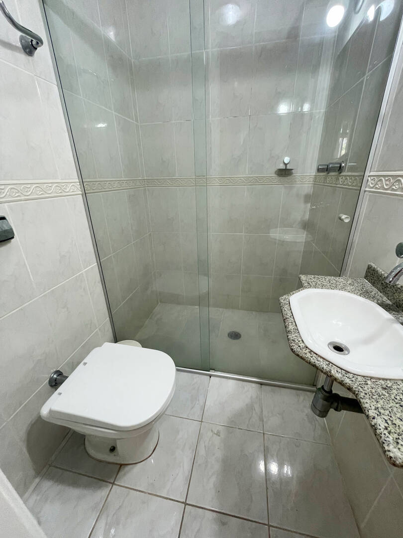 Apartamento para alugar com 3 quartos, 122m² - Foto 11