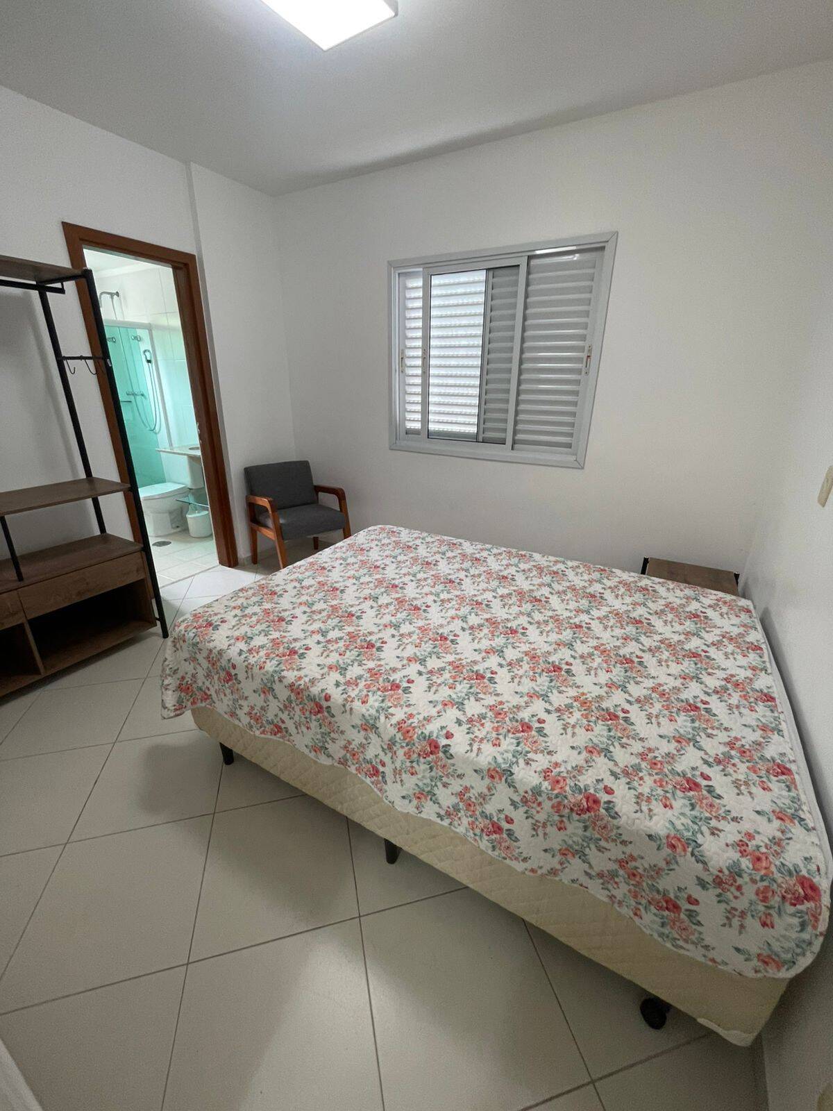 Apartamento para alugar com 3 quartos, 147m² - Foto 10