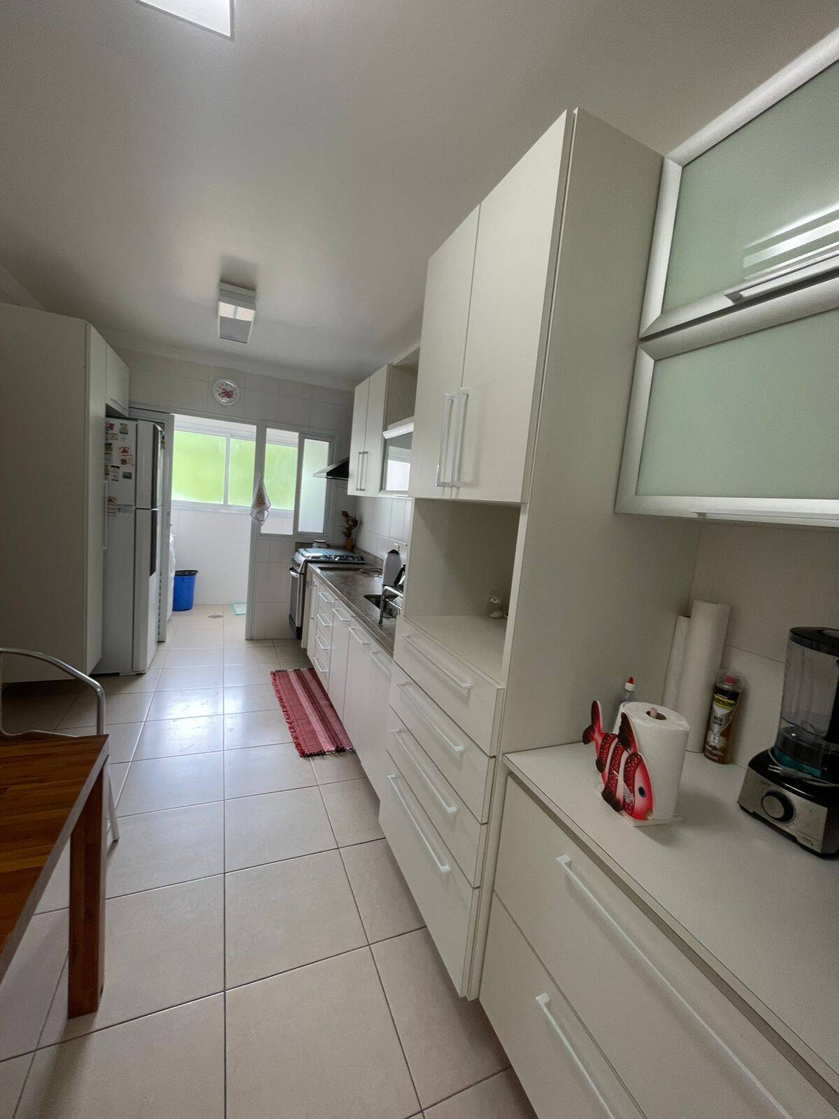 Apartamento para alugar com 3 quartos, 147m² - Foto 8