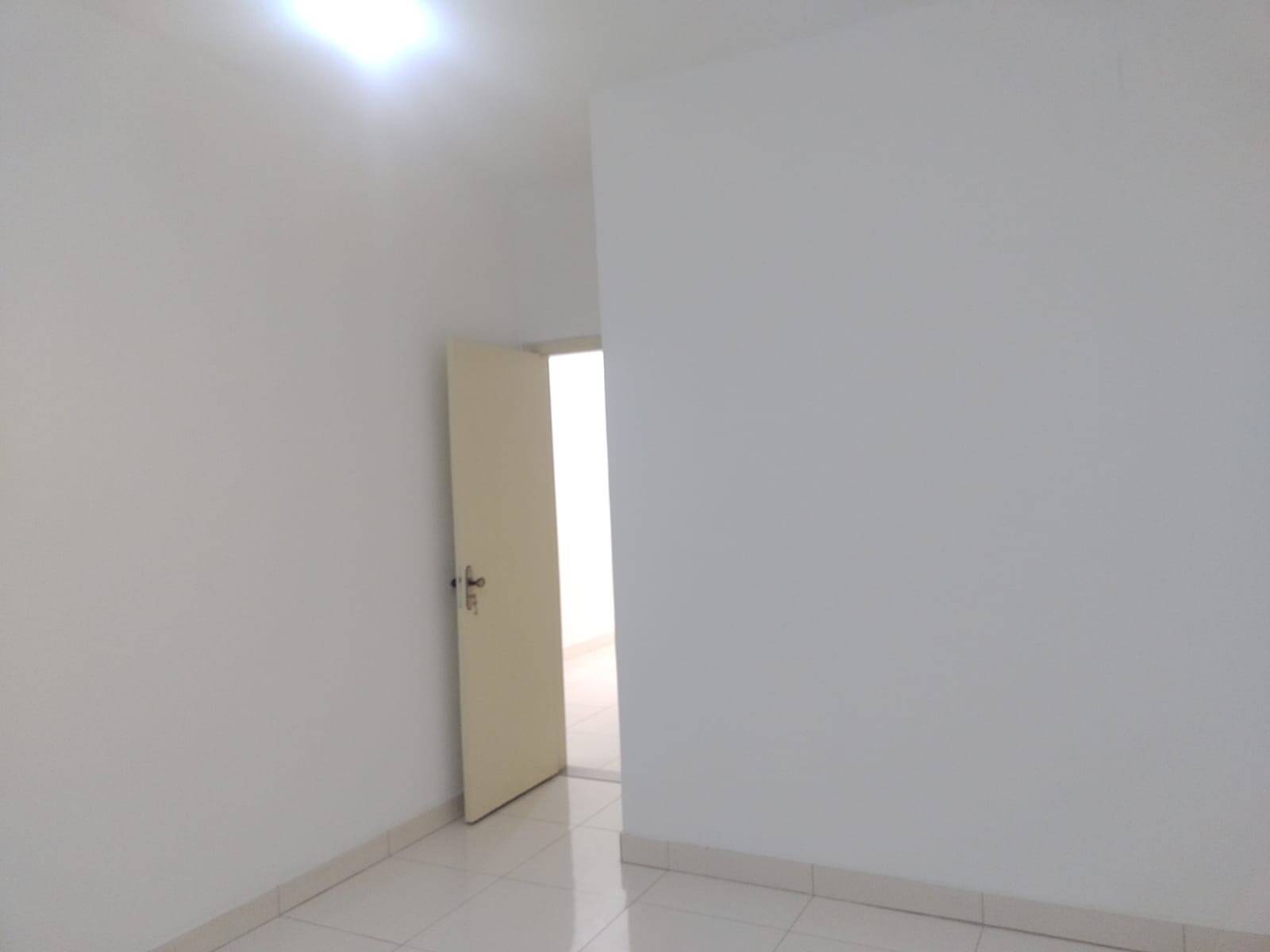 Casa à venda com 3 quartos, 105m² - Foto 12